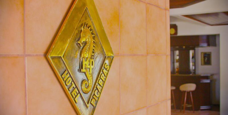 Hotel Picarras Пенья Экстерьер фото